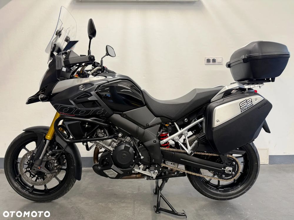 Suzuki V-STROM - 5