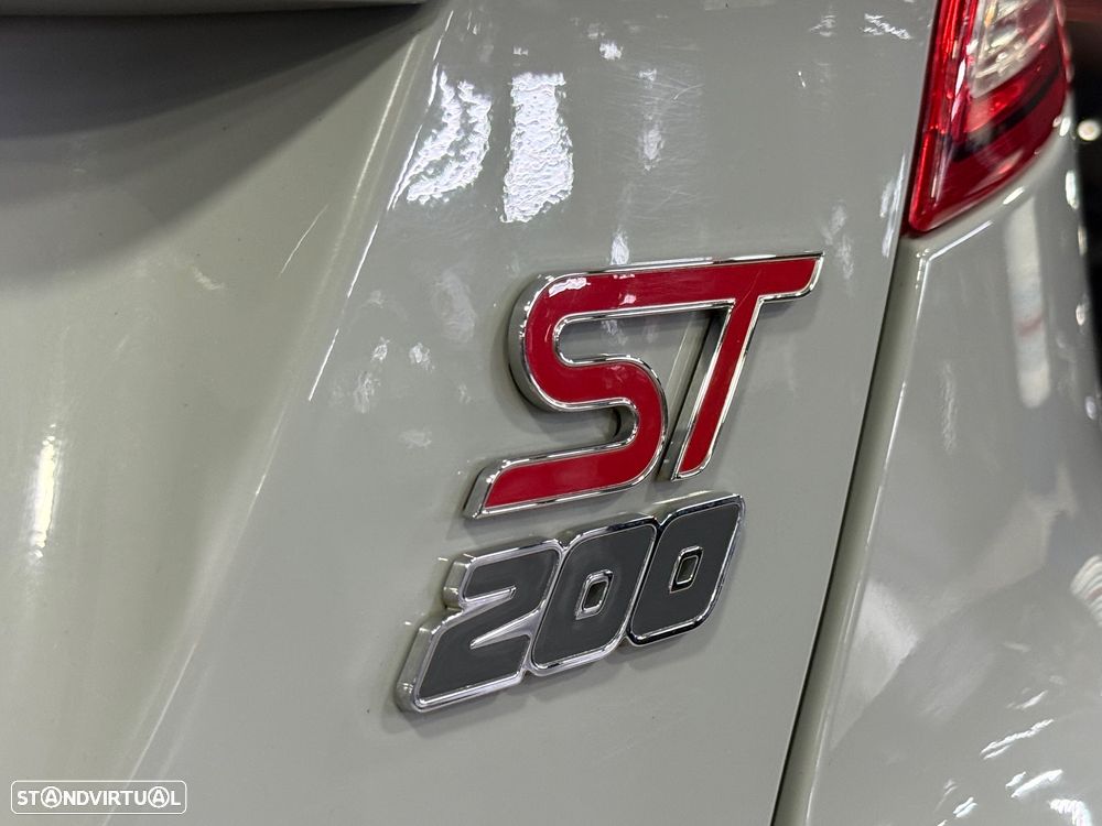 Ford Fiesta 1.6 EcoBoost ST200 - 8
