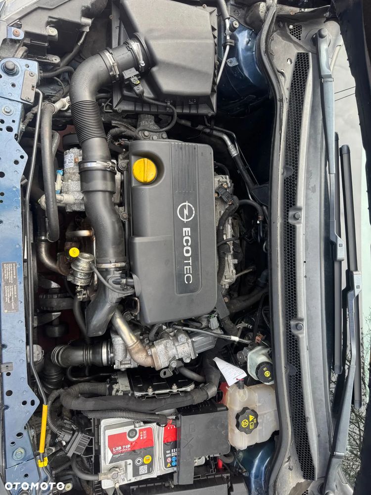Opel Astra - 32