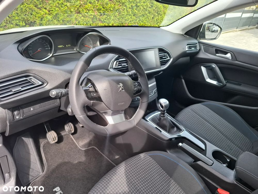 Peugeot 308 - 15