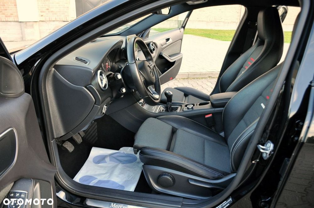 Mercedes-Benz Klasa A 180 CDI AMG Line - 22