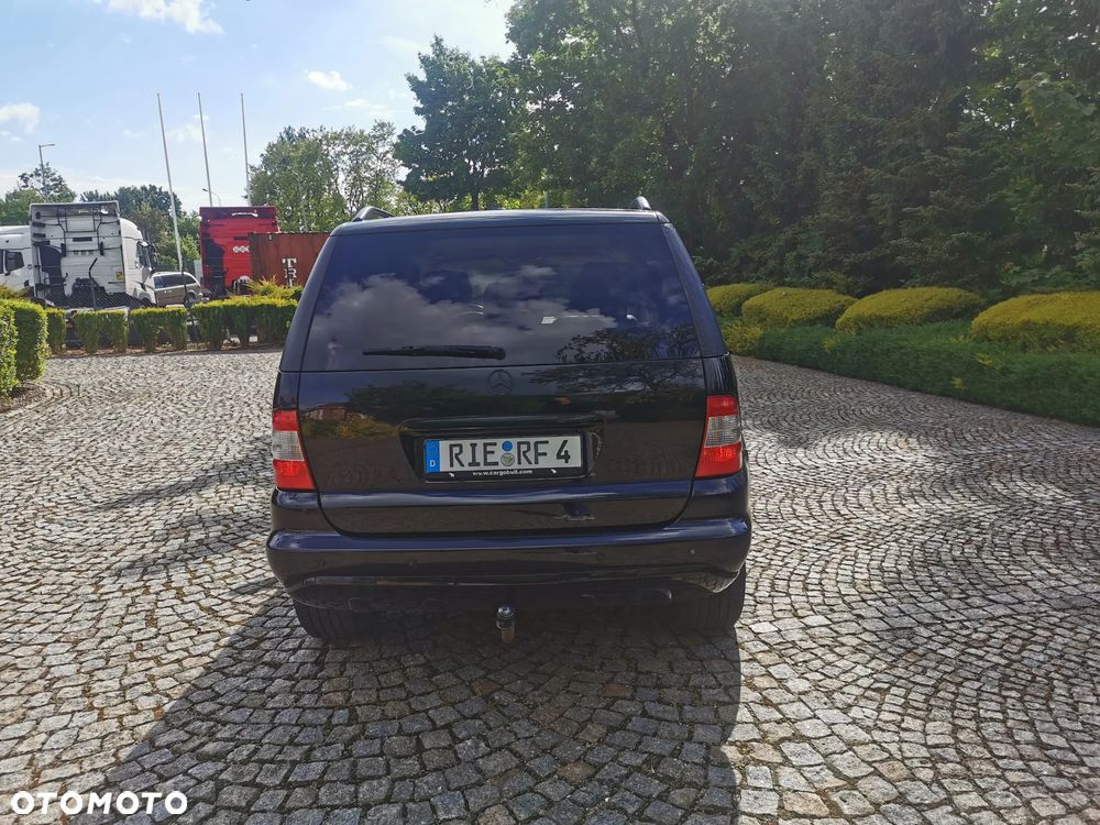 Mercedes-Benz ML 320 - 6