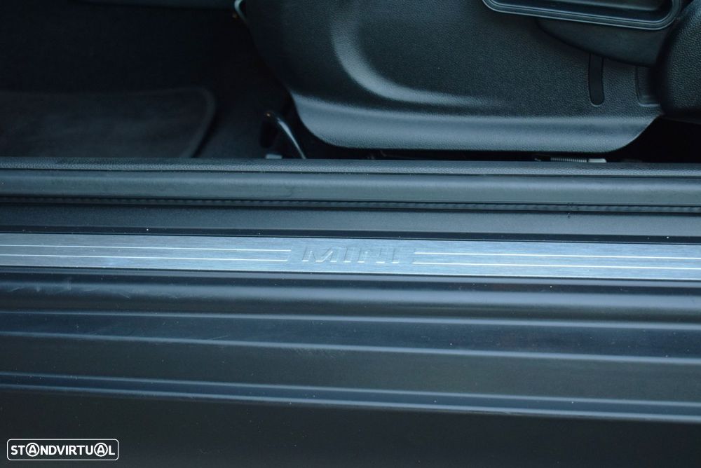 MINI 3 Portas One Classic - 39