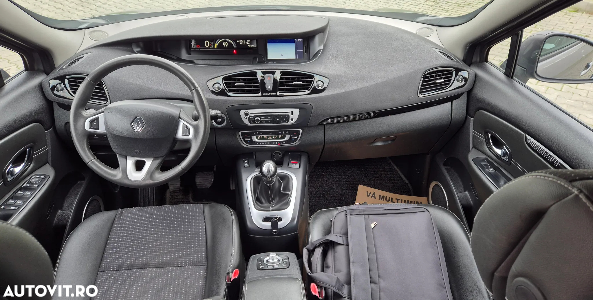 Renault Grand Scenic ENERGY dCi 110 S&S Bose Edition - 5