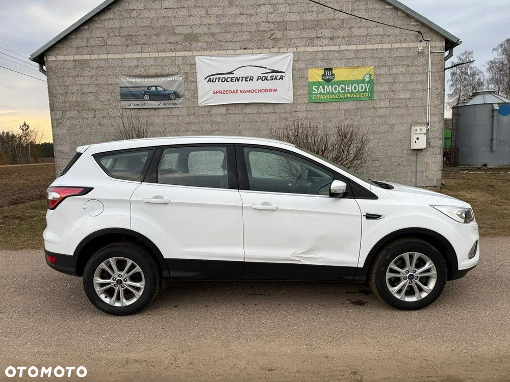 Ford Kuga - 2