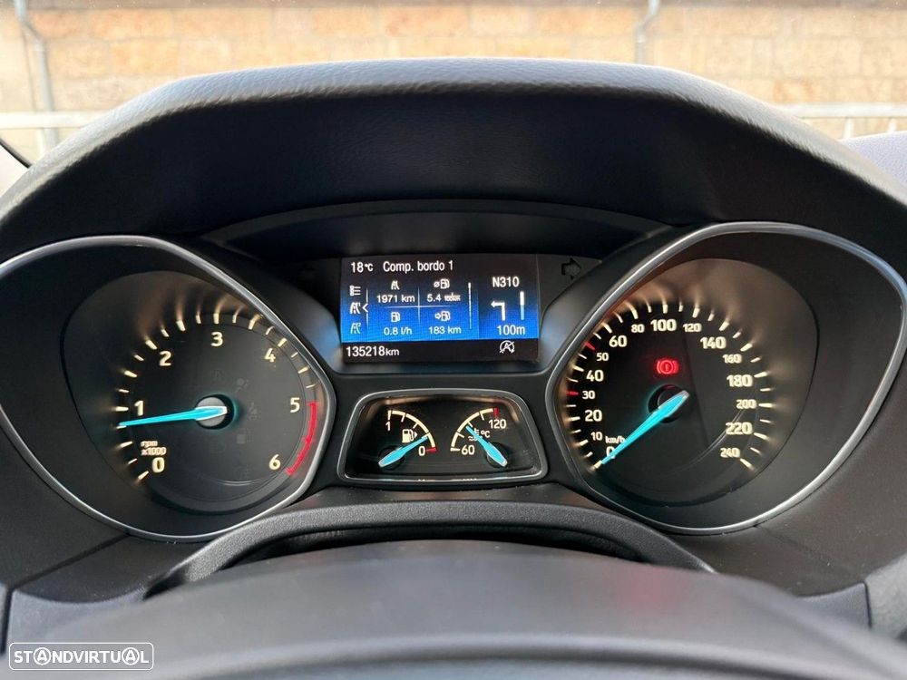 Ford Focus 1.5 TDCi EcoBlue Titanium - 33