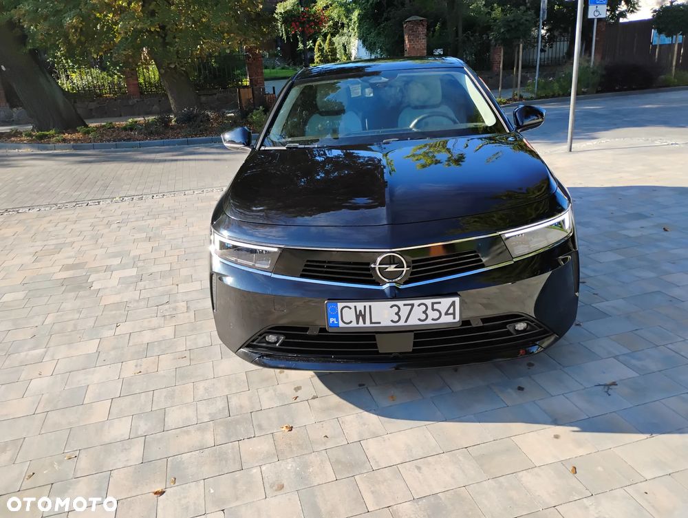 Opel Astra 1.2 Turbo Start/Stop Business Edition - 1