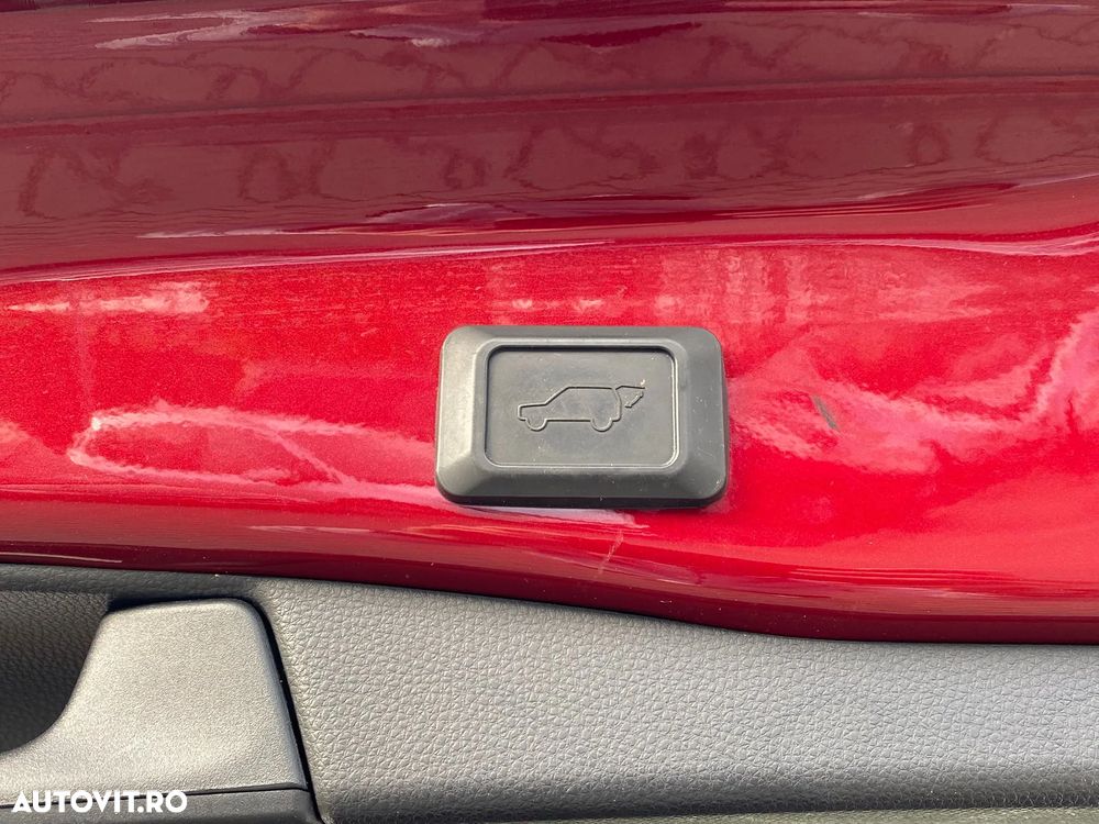 Toyota RAV4 2.5 4x4 Hybrid Lounge - 25