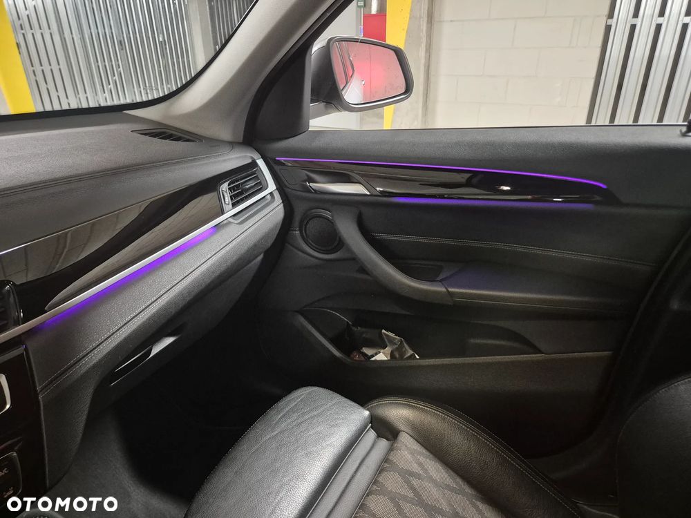 BMW X1 sDrive18d xLine sport - 9