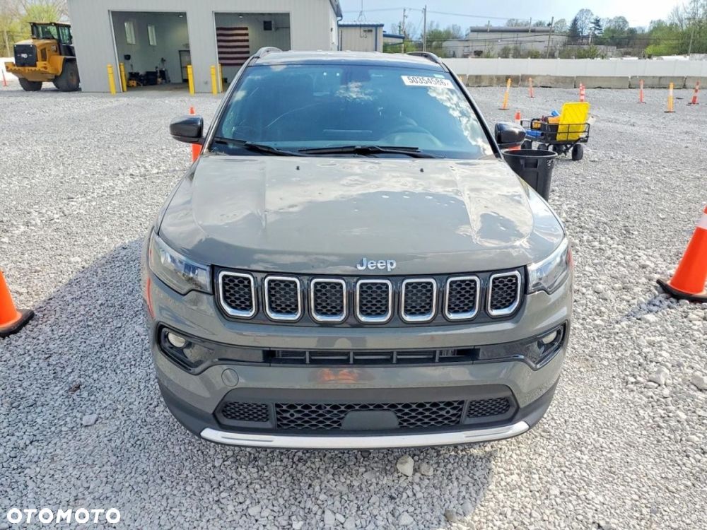 Jeep Compass - 2