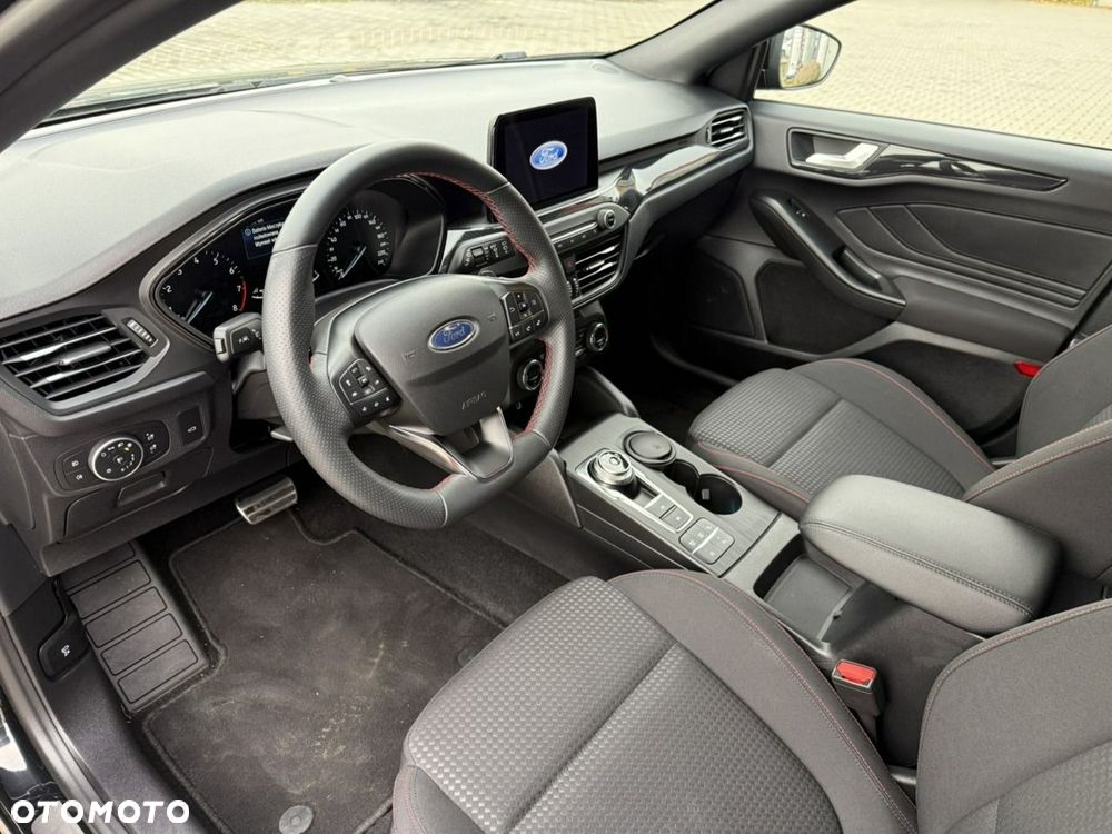Ford Focus - 21
