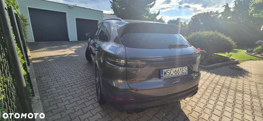Porsche Cayenne Standard - 8