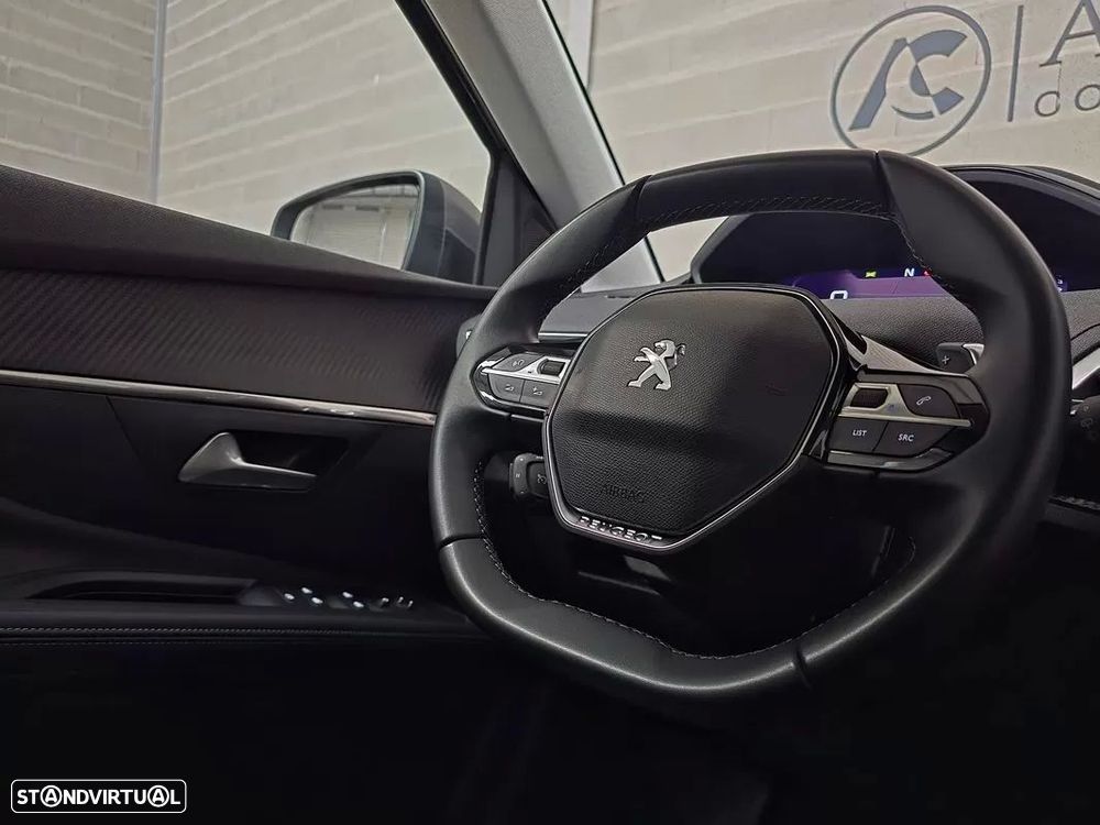 Peugeot 5008 1.2 PureTech Allure EAT8 - 29