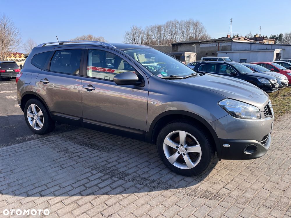 Nissan Qashqai+2 - 9