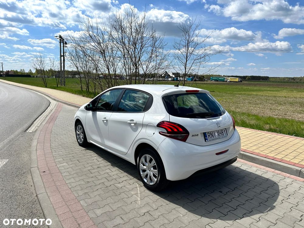 Peugeot 208 - 7