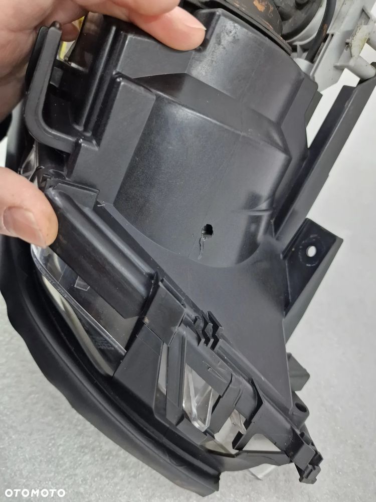 BMW E46 LIFT 01- PRAWA LAMPA PRZEDNIA PRZÓD XENON , NR 7165776 / 0301177272 , NR AUKCJI LA511B - 13