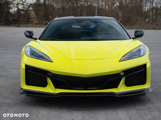 Chevrolet Corvette - 9