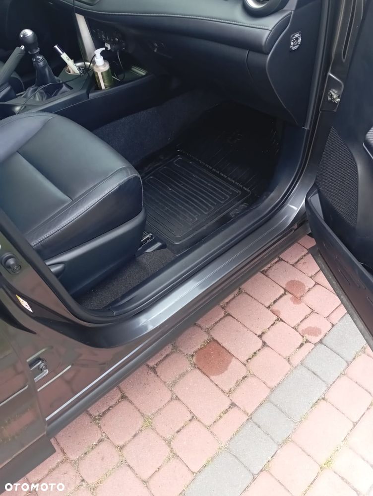 Toyota RAV4 2.0 D-4D Prestige - 19