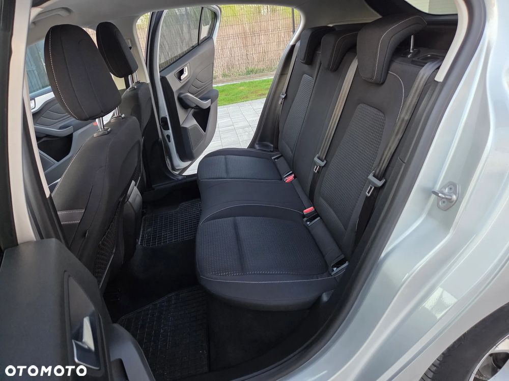 Ford Focus 1.5 EcoBlue Connected - 25