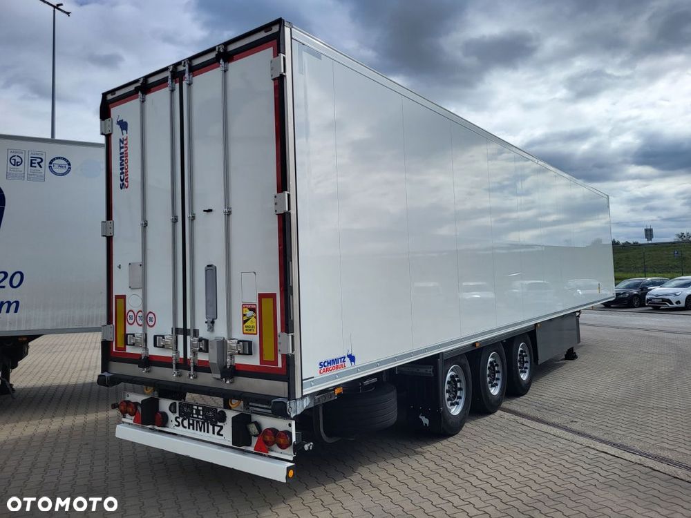 Schmitz Cargobull Kwiatówka; ThermoKing SLXi300; Uchwyty promowe, Paleciarka, STD - 5