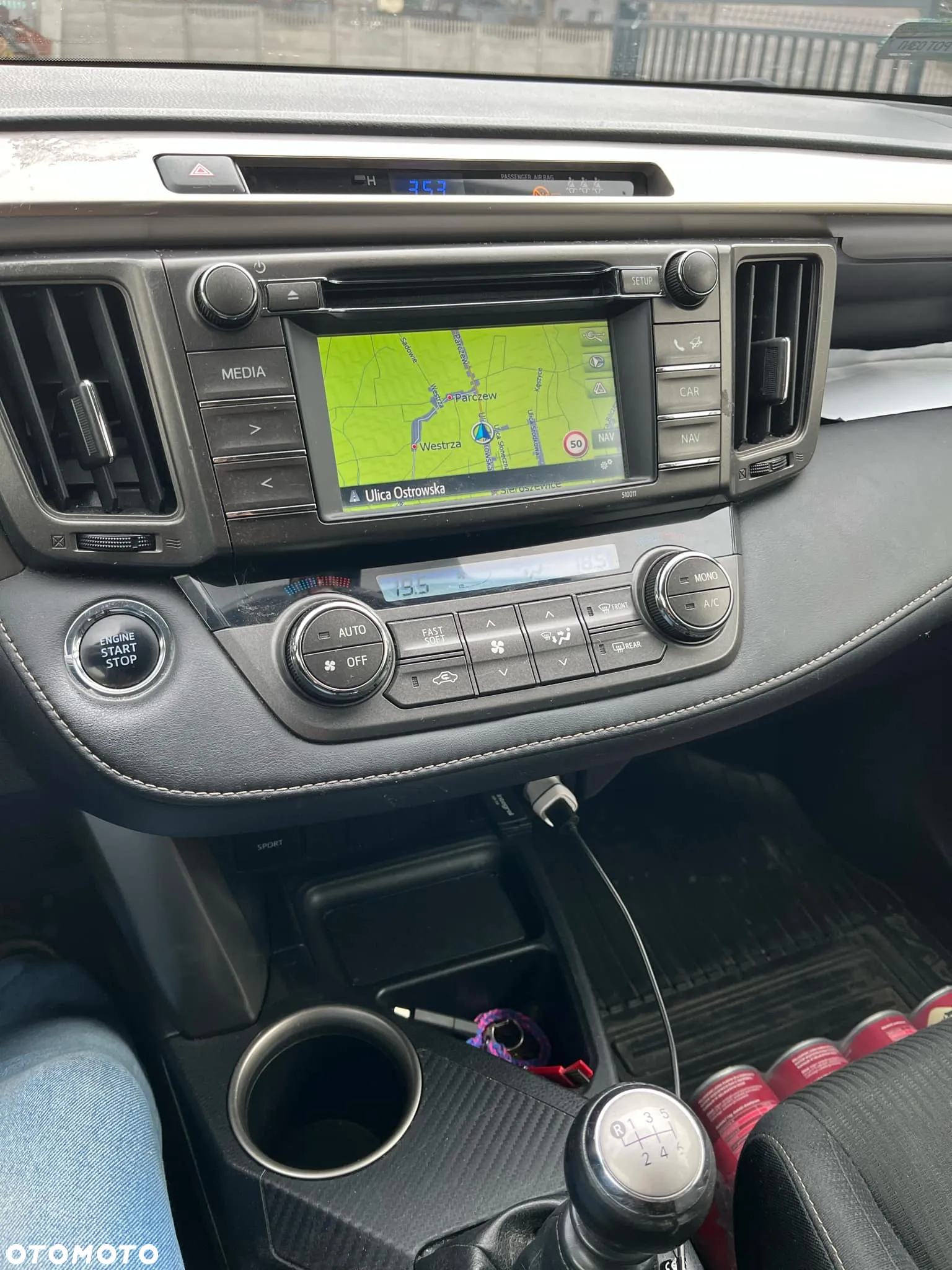 Toyota RAV4 - 13