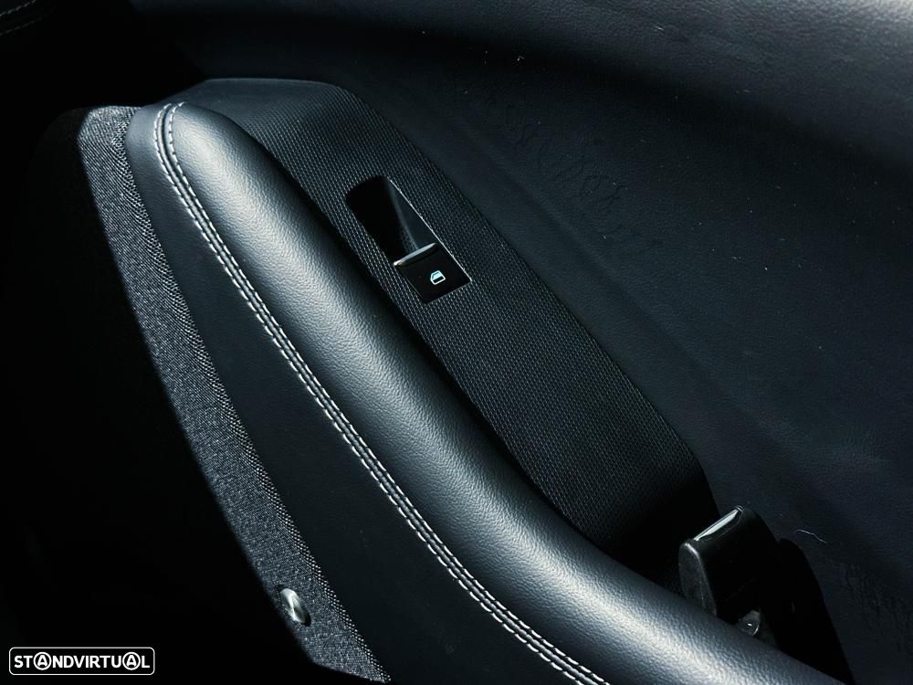Ford Mustang Mach-E 98.7 kWh Premium - 30