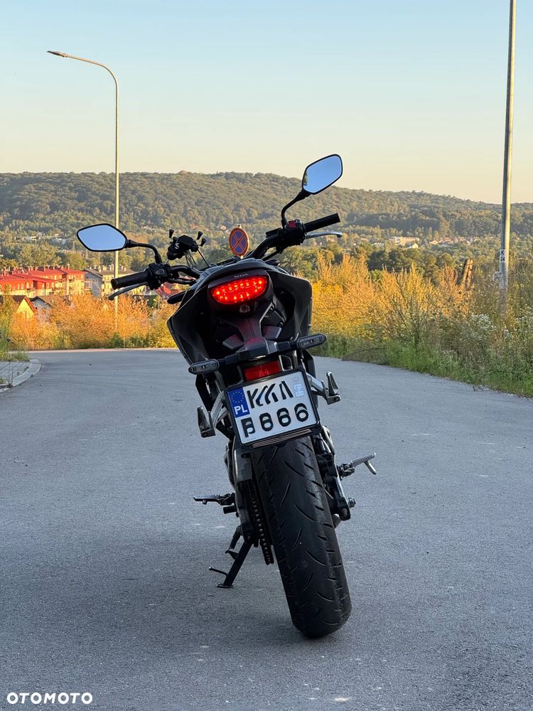Honda CBR - 8