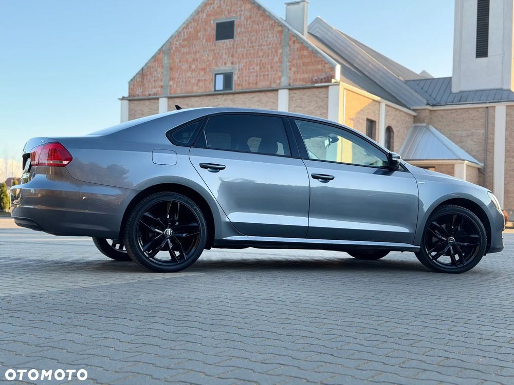 Volkswagen Passat - 2