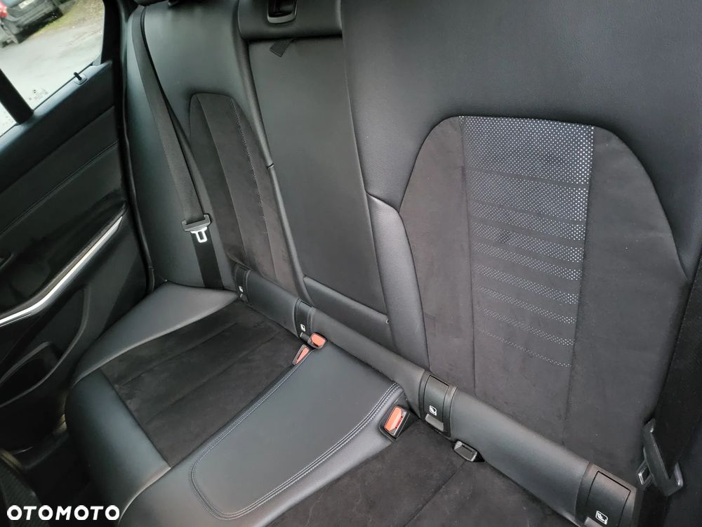BMW Seria 3 - 14