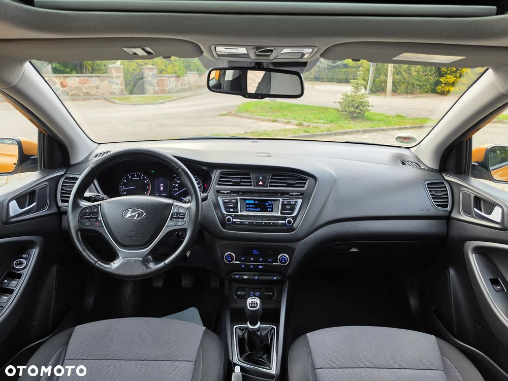 Hyundai i20 1.2 Passion Plus - 29