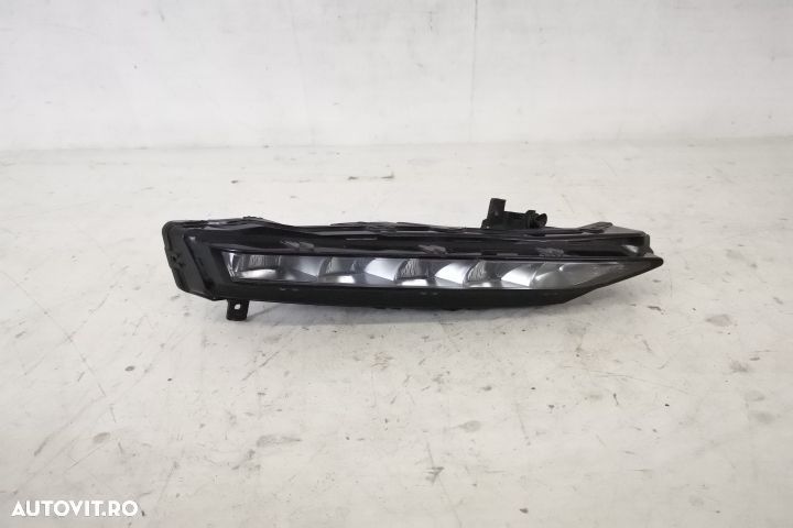 Proiector Lumina de Zi partea Stanga Led Original Avariat Skoda  Super - 1