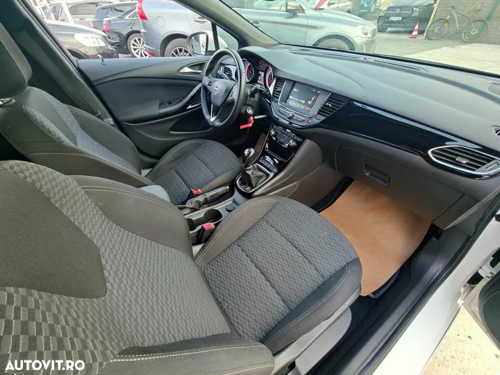 Opel Astra 1.6 D (CDTI DPF ecoFLEX) Start/Stop Excellence - 13