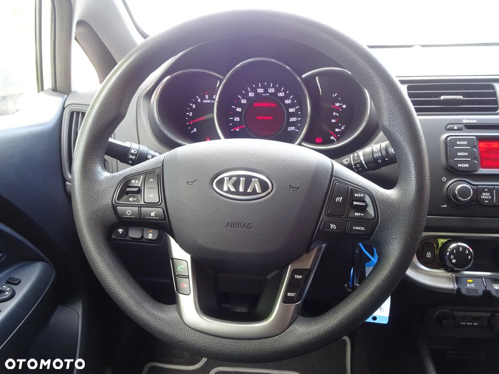 Kia Rio 1.1 crdi L - 31