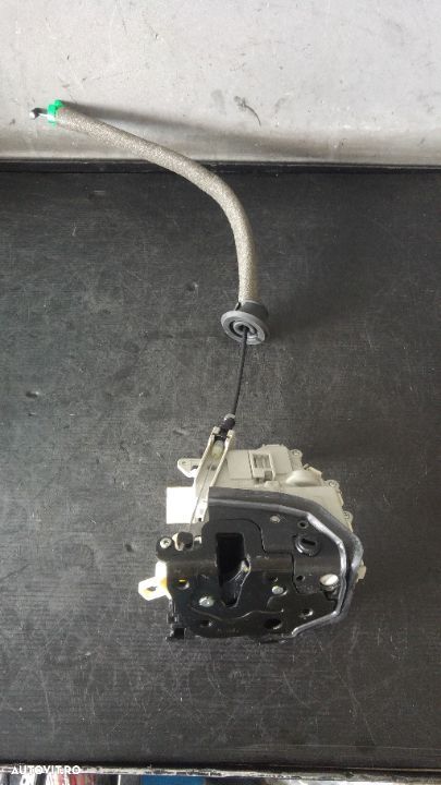 Broasca usa dreapta spate q3 8k0839016h - 2