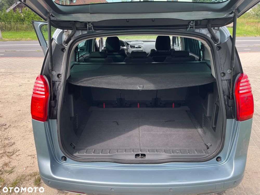 Peugeot 5008 2.0 HDi Premium + - 17