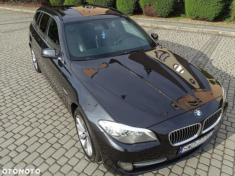 BMW Seria 5 520d Luxury Line - 28