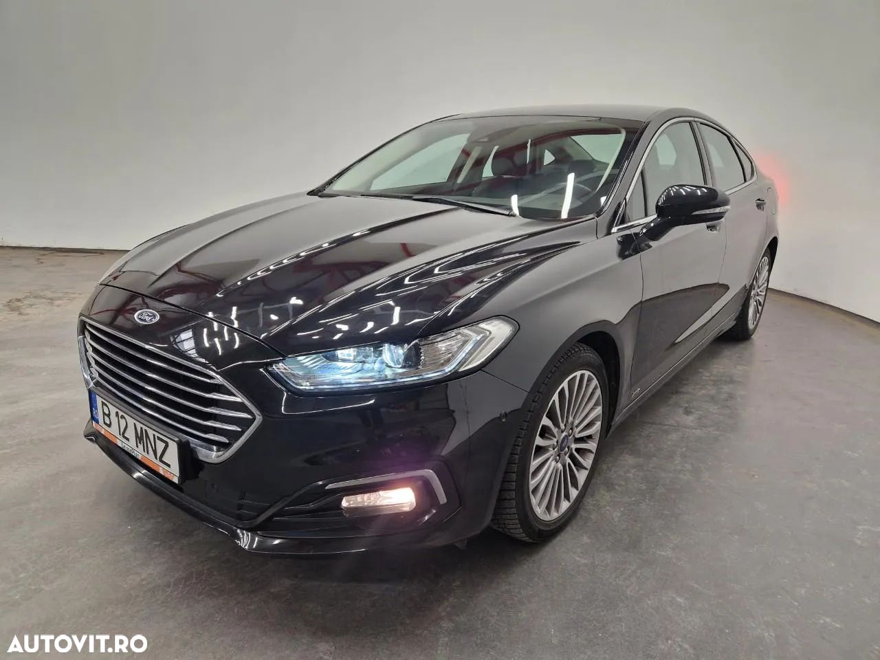 Ford Mondeo - 1