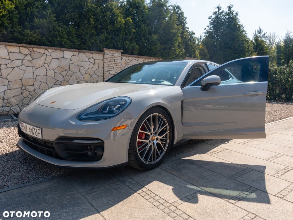 Porsche Panamera - 8