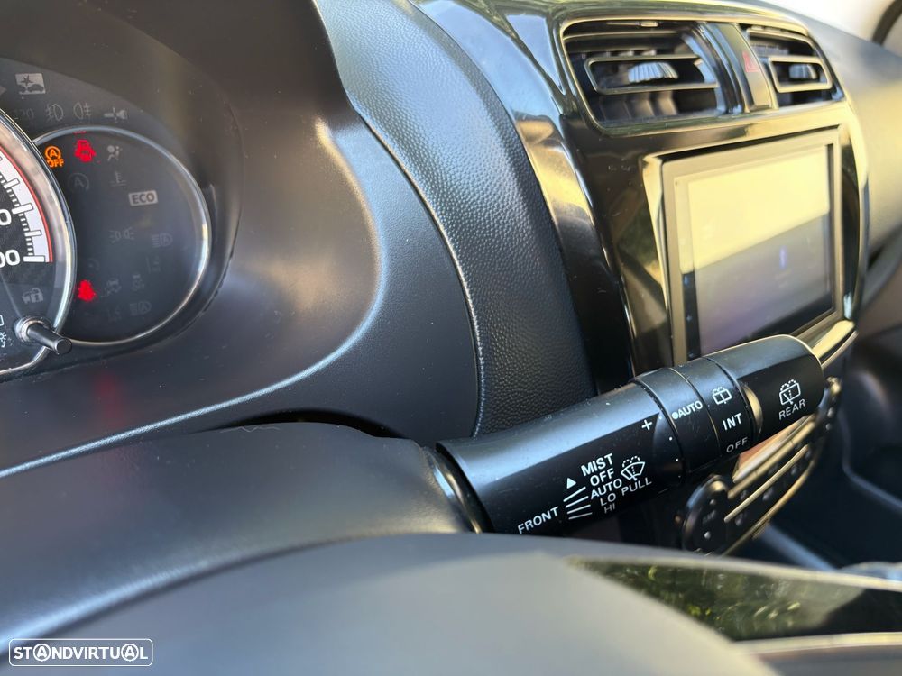 Mitsubishi Space Star 1.2 Connect Edition CVT - 33