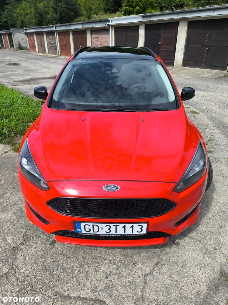 Ford Focus SW 1.5 EcoBoost S&S ST-LINE - 4