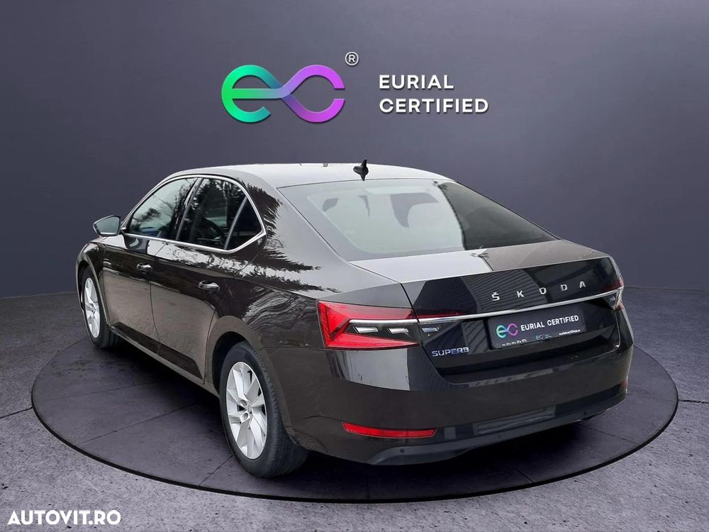 Skoda Superb 2.0 TDI DSG Ambition - 12