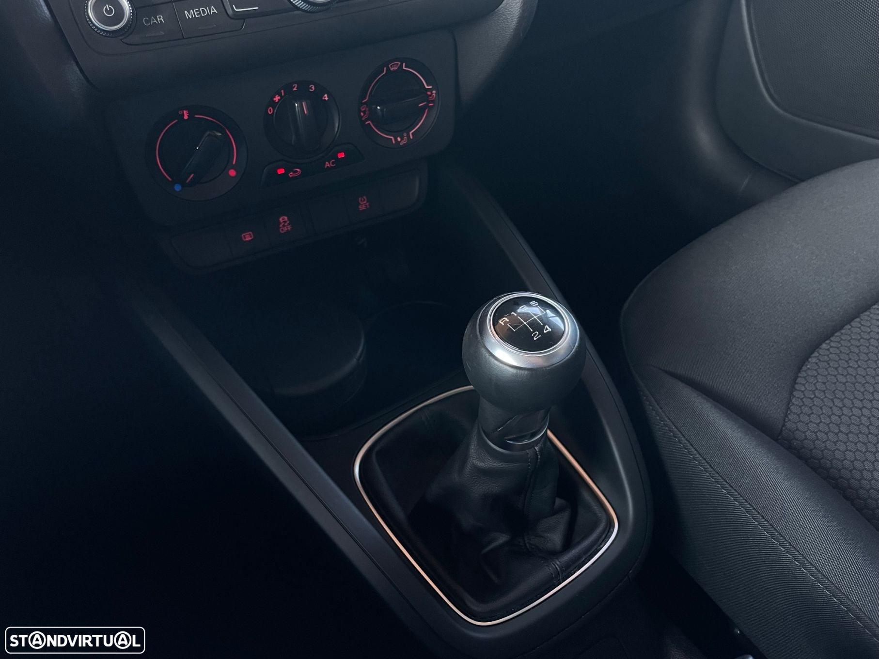 Audi A1 Sportback 1.6 TDI S-line - 24