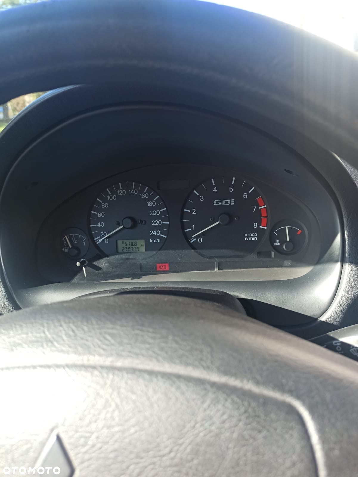 Mitsubishi Carisma 1.8 GDI Comfort - 23