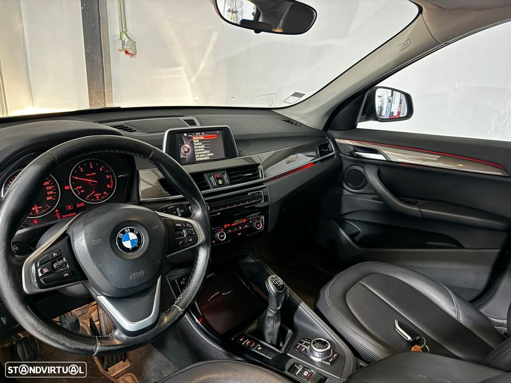 BMW X1 16 d sDrive Advantage - 13