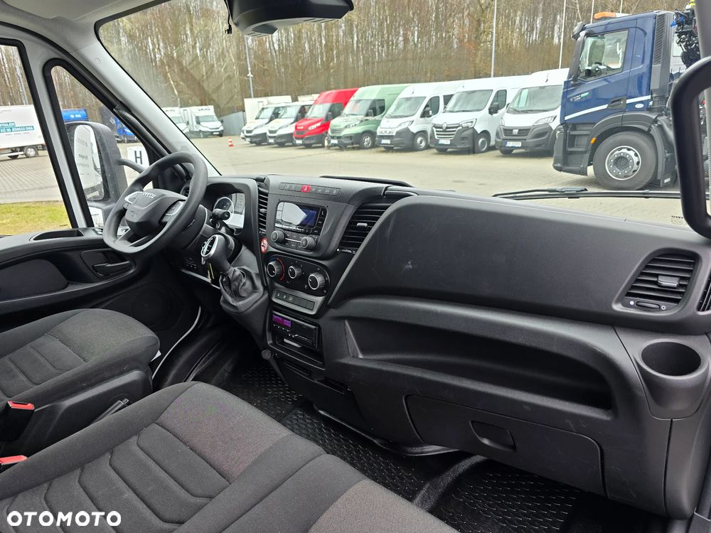 Iveco DAILY 70C18 - 17