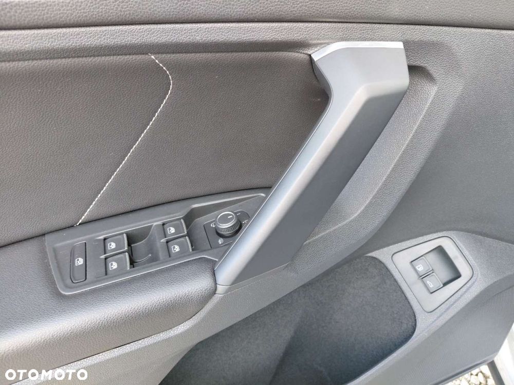Volkswagen Tiguan - 13