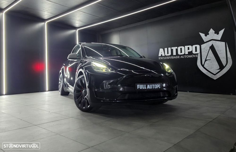 Tesla Model Y Performance Dual Motor AWD - 1