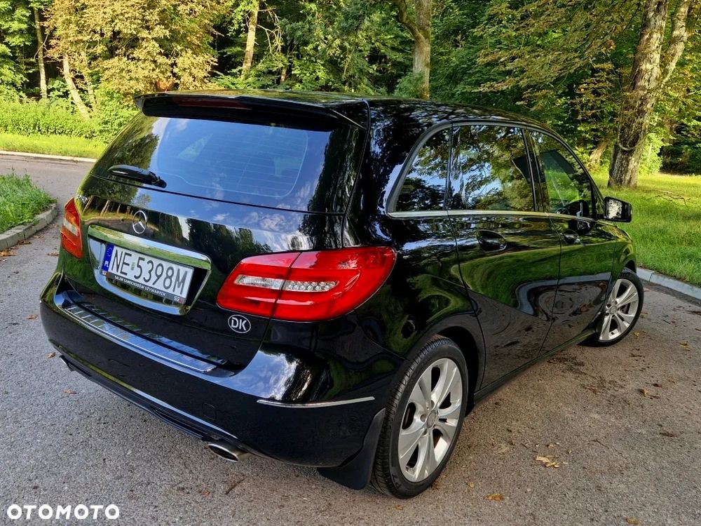 Mercedes-Benz Klasa B 250 7G-DCT Urban - 3