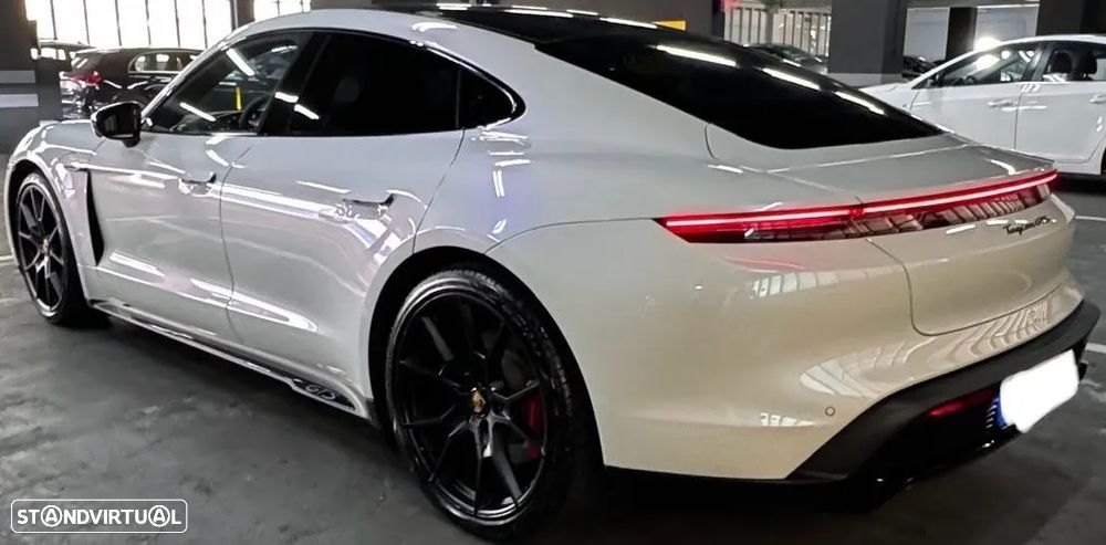 Porsche Taycan GTS - 2