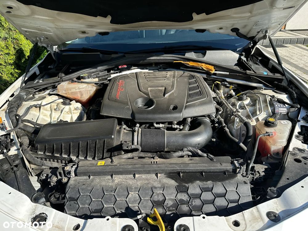 Alfa Romeo Giulia 2.0 Turbo 16V AT8 Veloce Ti - 14